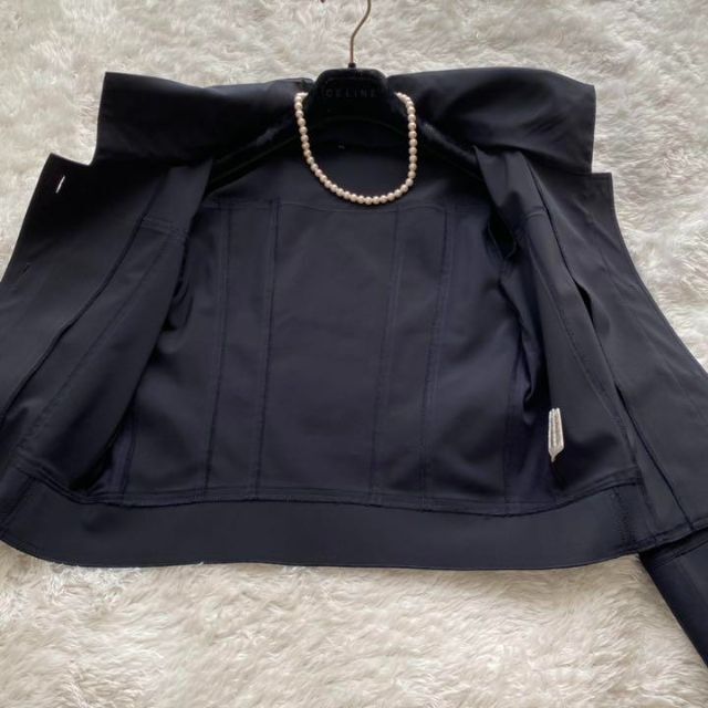 FOXEY(フォクシー)の【未使用品】FOXEY  ジャケット　スカート　セット　紺×黒　サイズ38 レディースのジャケット/アウター(ブルゾン)の商品写真