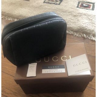 グッチ(Gucci)のGUCCI レザー ポーチ(ポーチ)