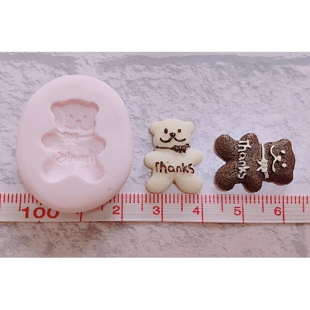 シリコン型☆くまThanksクッキー ハンドメイドの素材/材料(各種パーツ)の商品写真