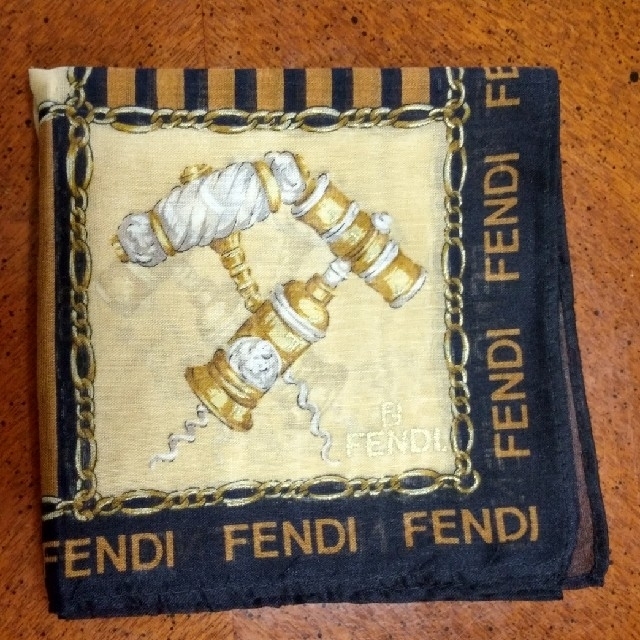 FENDI(フェンディ)のFENDI ハンカチ レディースのファッション小物(ハンカチ)の商品写真