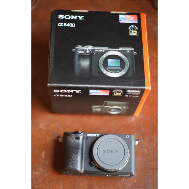 SONY(ソニー)のSONY a6400 APS-Cカメラ スマホ/家電/カメラのカメラ(ミラーレス一眼)の商品写真