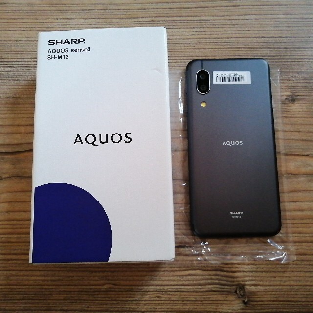 新品 SHARP AQUOS Sense3 SH-M12ブラックスマートフォン/携帯電話
