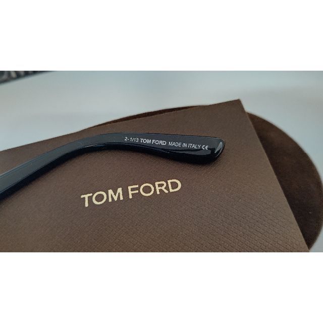 TOM FORD(トムフォード)のトムフォード サングラス 送料無料 新品 TF9313 01B アジアンモデル メンズのファッション小物(サングラス/メガネ)の商品写真