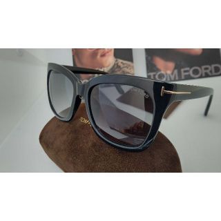 トムフォード(TOM FORD)のトムフォード サングラス 送料無料 新品 TF9313 01B アジアンモデル(サングラス/メガネ)