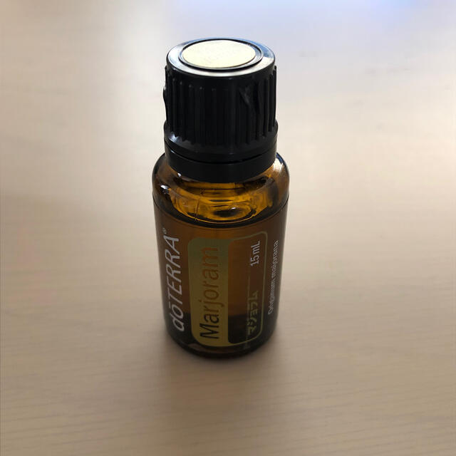 doTERRA(ドテラ)のアロマオイル　マジョラム コスメ/美容のリラクゼーション(エッセンシャルオイル（精油）)の商品写真