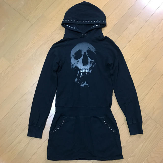 HYSTERIC GLAMOUR(ヒステリックグラマー)の美品！名作！ ヒステリックグラマー スタッズ付きスカルベリーワンピース パーカー レディースのワンピース(ミニワンピース)の商品写真