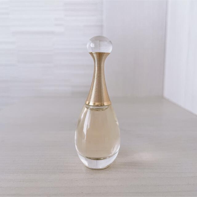 Christian Dior(クリスチャンディオール)のディオール　ジャドール　オードゥ　パルファン　5ml コスメ/美容の香水(香水(女性用))の商品写真