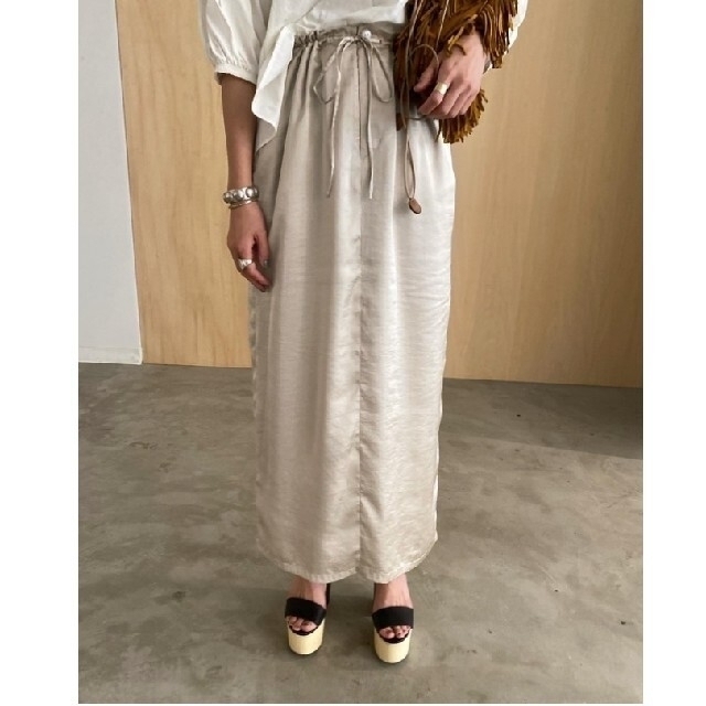 CLANE “FRONT GATHER RELAX SKIRT”