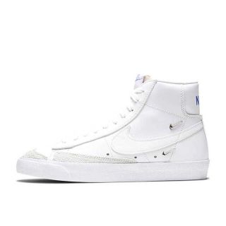 ナイキ(NIKE)のウィメンズblazer mid 77se ブレーザー mid77 SE 23cm(スニーカー)