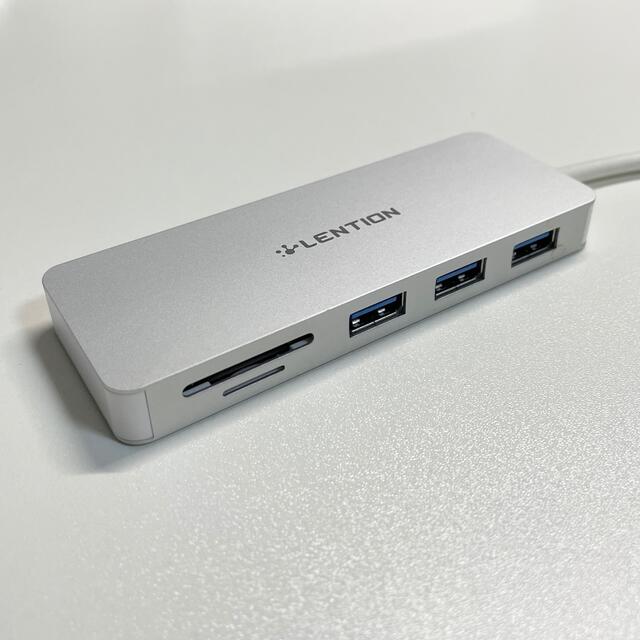 USB3.0ハブ SDカードリーダー スマホ/家電/カメラのPC/タブレット(PC周辺機器)の商品写真