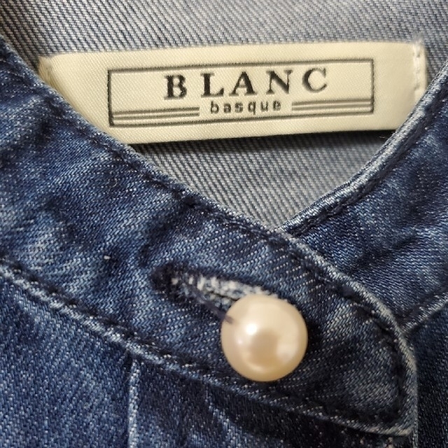 blanc basque(ブランバスク)のパールボタンダンガリーデニムワンピース レディースのワンピース(ロングワンピース/マキシワンピース)の商品写真