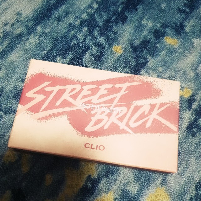 【美品】CLIO♡#4 STREET BRICK コスメ/美容のベースメイク/化粧品(アイシャドウ)の商品写真