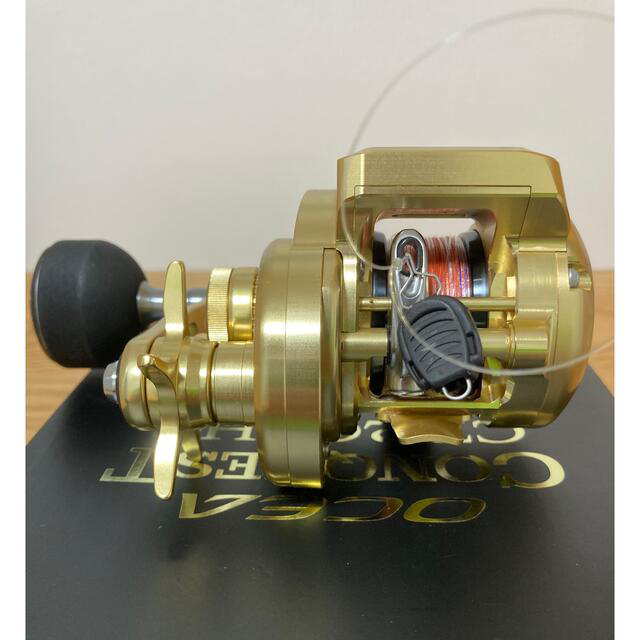 シマノ オシアコンクエストCT200HG(右) - リール