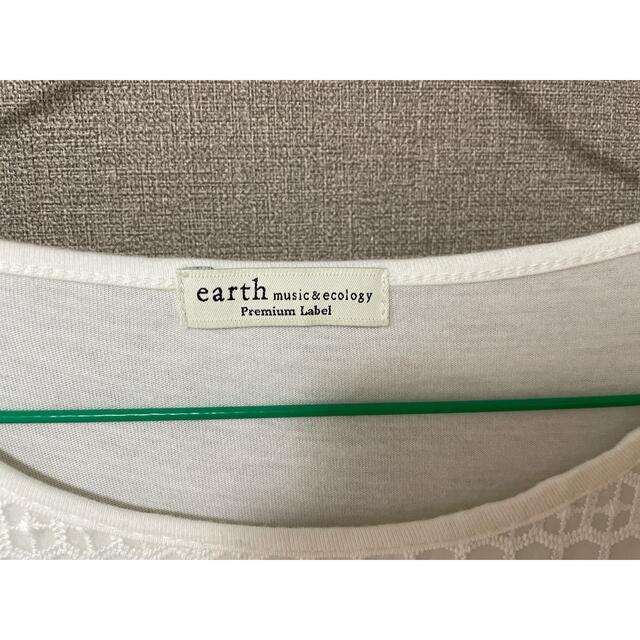 earth music & ecology(アースミュージックアンドエコロジー)の白Tシャツ　レース レディースのトップス(Tシャツ(半袖/袖なし))の商品写真