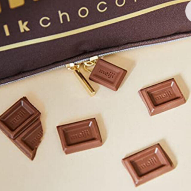 明治ミルクチョコレートポーチ レディースのファッション小物(ポーチ)の商品写真