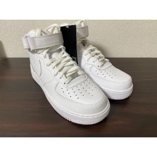 ナイキ(NIKE)の【明日15時まで】ナイキ エアフォース1 ミッド ホワイト 07(スニーカー)