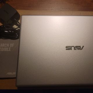 エイスース(ASUS)のVivoBook 15 X512JA X512JA-EJ245TS(ノートPC)