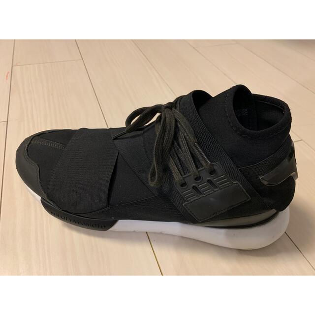 Y-3(ワイスリー)のY-3 QASA HIGH BLACK/WHITE 27.5cm メンズの靴/シューズ(スニーカー)の商品写真