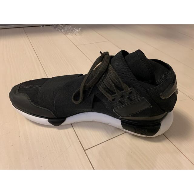 Y-3(ワイスリー)のY-3 QASA HIGH BLACK/WHITE 27.5cm メンズの靴/シューズ(スニーカー)の商品写真