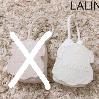 ラリン(Laline)のLALIN ♡　ハンドクリアジェル用シリコンホルダー　ホワイト(日用品/生活雑貨)