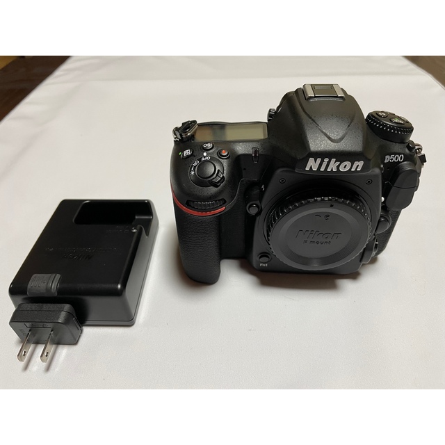 Nikon D500 ショット数3000台デジタル一眼