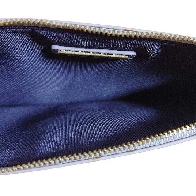 VIVIENNE TAM(ヴィヴィアンタム)の新品未使用✨ヴィヴィアンタム クラッチバッグ ポーチ オペラガール 薄紫 レディースのバッグ(クラッチバッグ)の商品写真