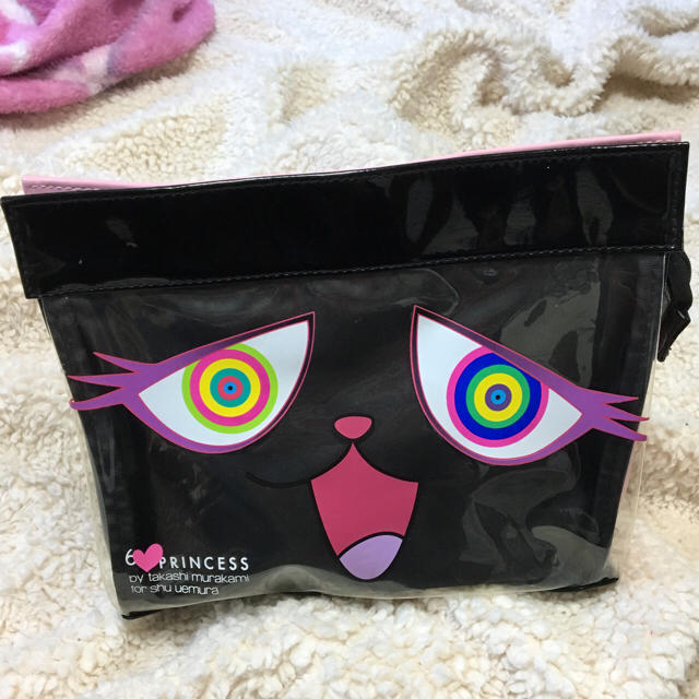 shu uemura(シュウウエムラ)の【雛子様専用】シュウウエムラ×村上隆  シックスハートプリンセス  レアポーチ レディースのファッション小物(ポーチ)の商品写真