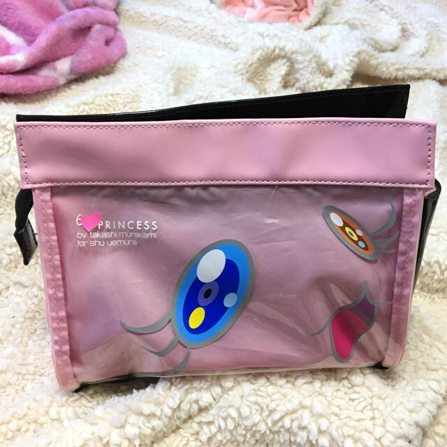 shu uemura(シュウウエムラ)の【雛子様専用】シュウウエムラ×村上隆  シックスハートプリンセス  レアポーチ レディースのファッション小物(ポーチ)の商品写真