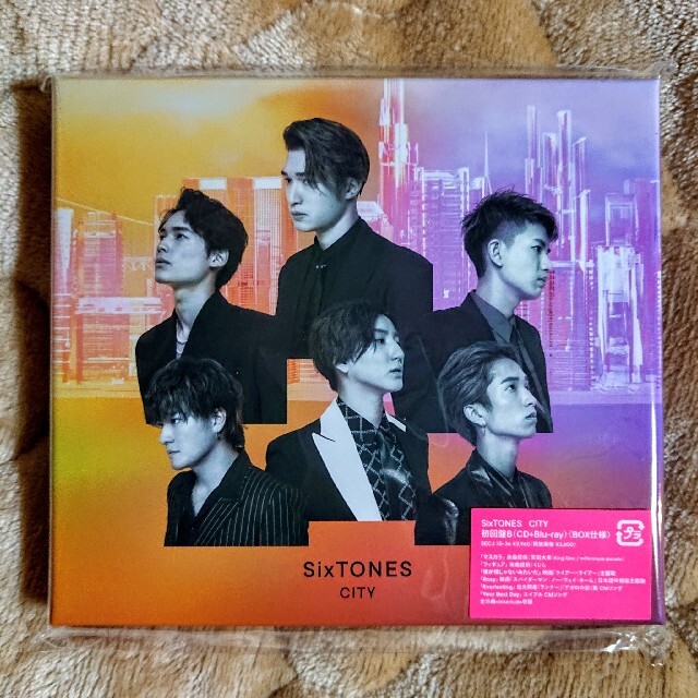 SixTONES CITY 初回盤B(Blu-ray) エンタメ/ホビーのDVD/ブルーレイ(ミュージック)の商品写真