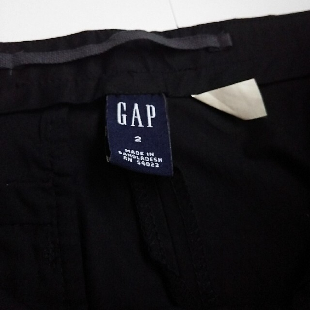 GAP(ギャップ)のGAP ギャップ バミューダパンツ ハーフパンツ 新品未使用 レディースのパンツ(ハーフパンツ)の商品写真