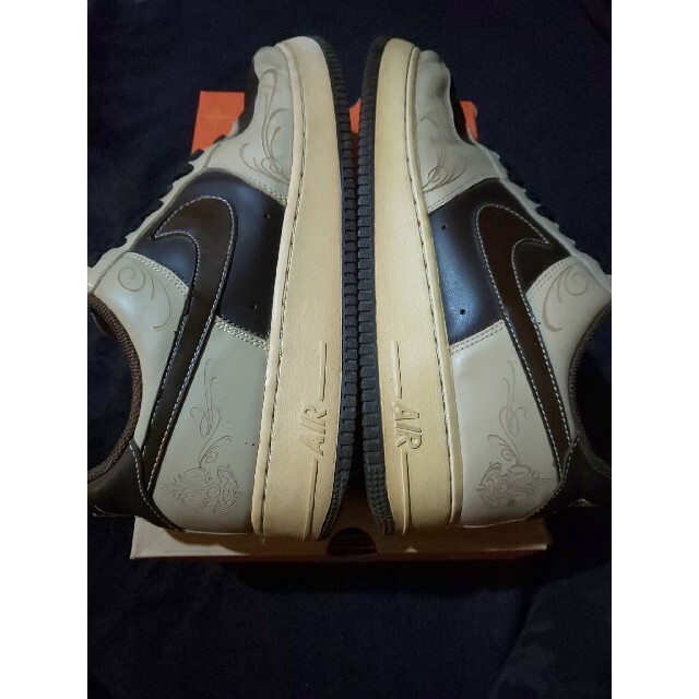 NIKE(ナイキ)のNIKE AIR FORCE 1 エアフォースワン カートゥーン 31 MAX メンズの靴/シューズ(スニーカー)の商品写真