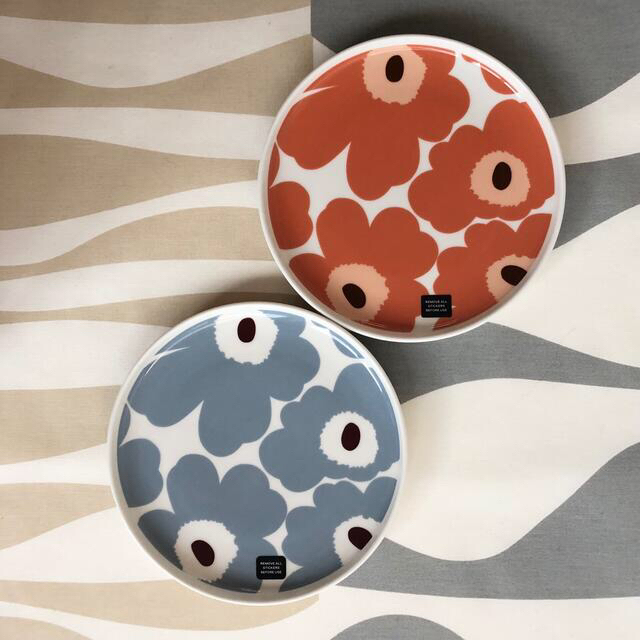 marimekko(マリメッコ)のめいはま様専用 新品 2枚 marimekko マリメッコ ウニッコ プレート インテリア/住まい/日用品のキッチン/食器(食器)の商品写真