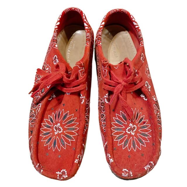 Supreme(シュプリーム)のsupreme Clarks Bandana wallabee RED メンズの靴/シューズ(その他)の商品写真