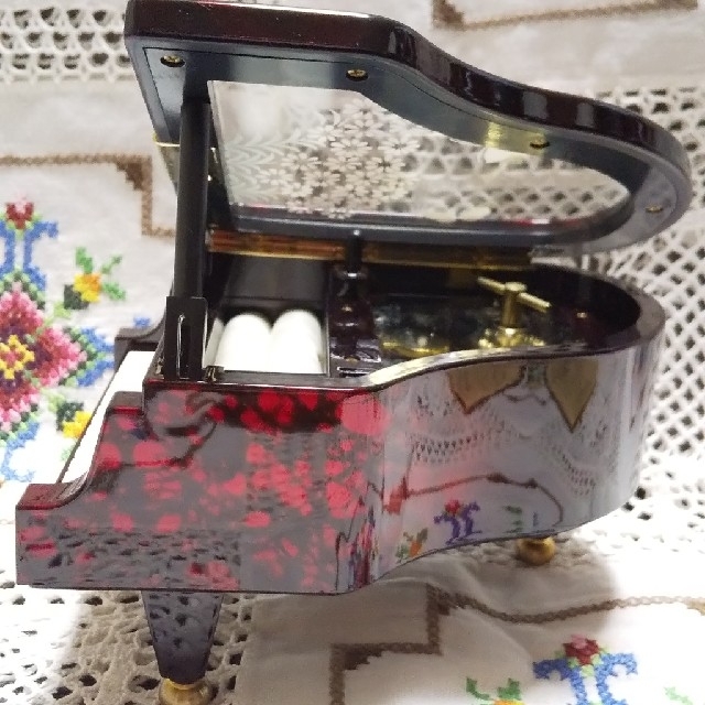オルゴール グランドピアノ型 「星に願いを」 インテリア/住まい/日用品のインテリア小物(オルゴール)の商品写真