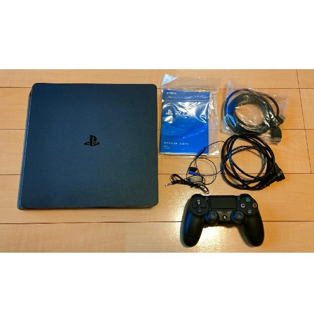 ps4 500gb 本体 ＋ ソフト3本