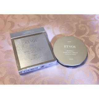 エトヴォス(ETVOS)のエトヴォス ミネラルハイライトクリーム 4g(フェイスカラー)