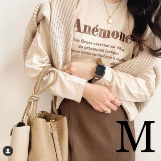 シマムラ(しまむら)の新品♡大人気！取り寄せ不可！Anemone 刺繍ロンT アネモネ　ベージュ　M(Tシャツ(長袖/七分))