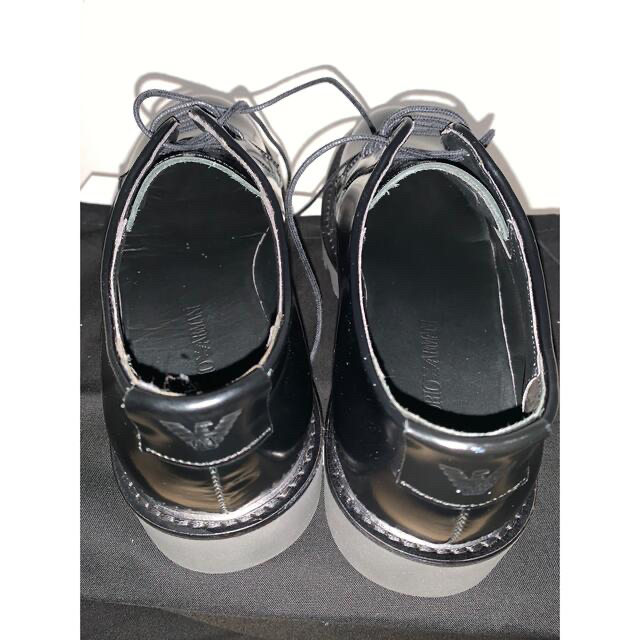 Emporio Armani(エンポリオアルマーニ)の新品 エンポリオ・アルマーニ 外羽根 プレーントゥ黒 25cm メンズの靴/シューズ(ドレス/ビジネス)の商品写真