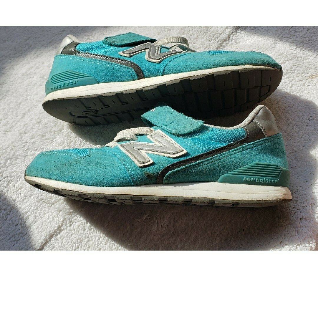 New Balance(ニューバランス)の★ご専用★　new balance　キッズ　スニーカー キッズ/ベビー/マタニティのキッズ靴/シューズ(15cm~)(スニーカー)の商品写真