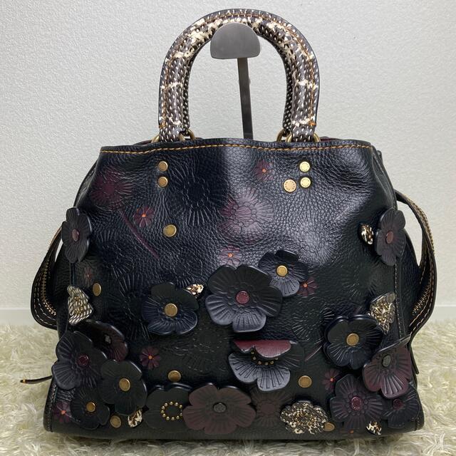 COACH - 【レア♡美品】COACH ハンドバッグ ティーローズ がま口パース COACH - 【レア♡美品】COACH ハンドバッグ ティーローズ がま口パース