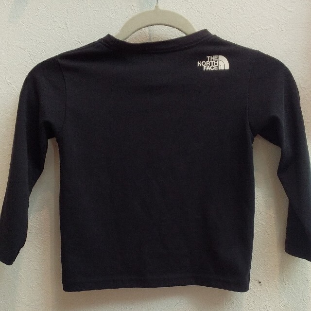 THE NORTH FACE(ザノースフェイス)のノースフェイス　キッズ　ロンT　110 キッズ/ベビー/マタニティのキッズ服男の子用(90cm~)(Tシャツ/カットソー)の商品写真