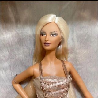 バービー ぬいぐるみ/人形(ゴールド/金色系)の通販 39点 | Barbieの