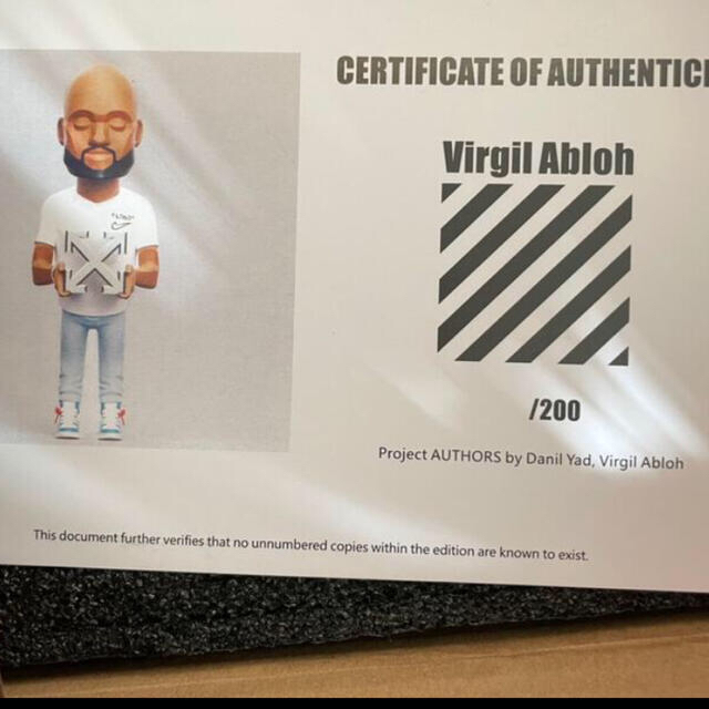 Virgil Abloh ヴァージル アブロー Off-whiteフィギュア 3