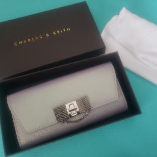 チャールズアンドキース(Charles and Keith)のCharle&Keith チャールズ＆キース　財布バッグ(ショルダーバッグ)