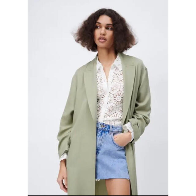 新品未使用品 ZARA⭐️フルイド地トレンチコート ライトカーキ 新品未使用品 ZARA⭐️フルイド地トレンチコート ライトカーキ