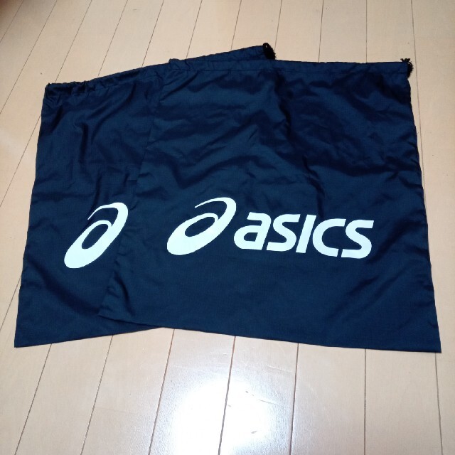 asics(アシックス)のお値下げ！asics　収納ナイロンケース2枚おまとめ エンタメ/ホビーのフィギュア(スポーツ)の商品写真