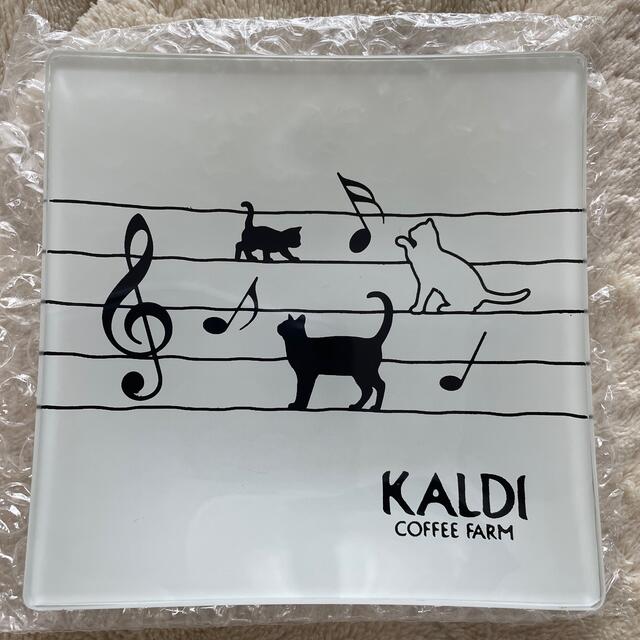 KALDI(カルディ)のKALDI ネコ オリジナルガラスプレート ネコの日 インテリア/住まい/日用品のキッチン/食器(食器)の商品写真