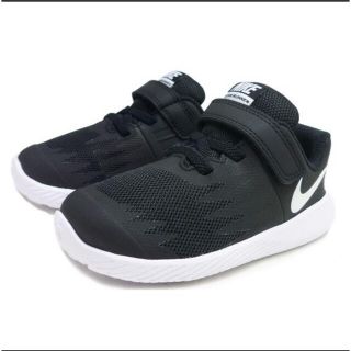 ナイキ(NIKE)のNIKE スニーカー　キッズ新品(スニーカー)