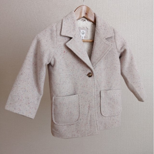 babyGAP(ベビーギャップ)のジャケット 裏ボアコート Ｐコート 110 5years キッズ/ベビー/マタニティのキッズ服女の子用(90cm~)(コート)の商品写真