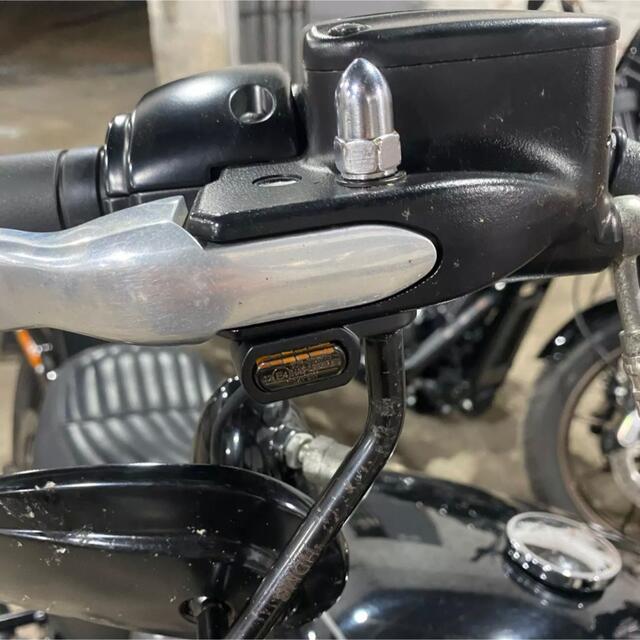 スポーツスター　LEDウインカー　黒　ハーレー  883 1200 48 72 自動車/バイクのバイク(パーツ)の商品写真